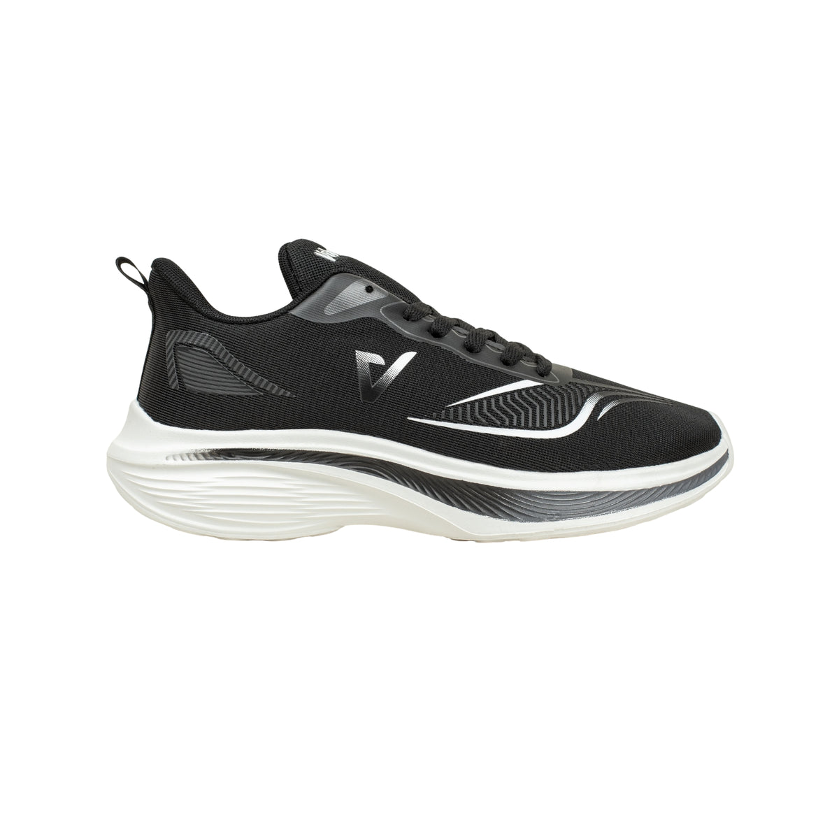 LIGHTWEIGHT SPORTS SHOE